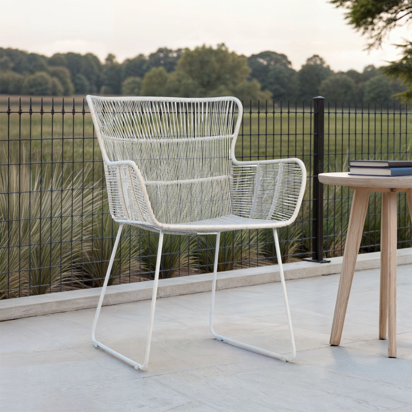 Pomaikai White Dining Chair
